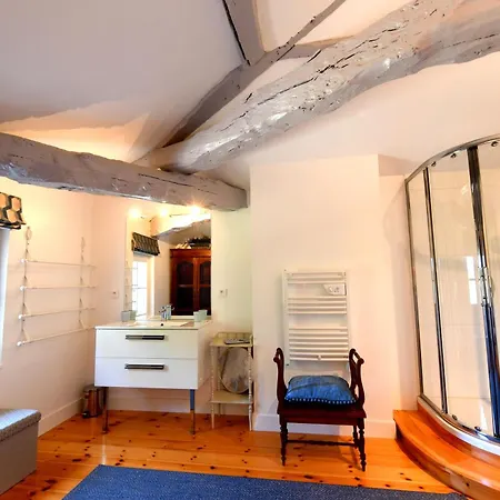 Propriete Viticole Avec Piscine Pres De St-emilion ליבורן